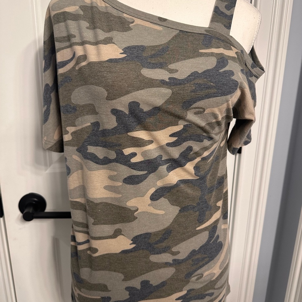 Camo Off-Shoulder Top